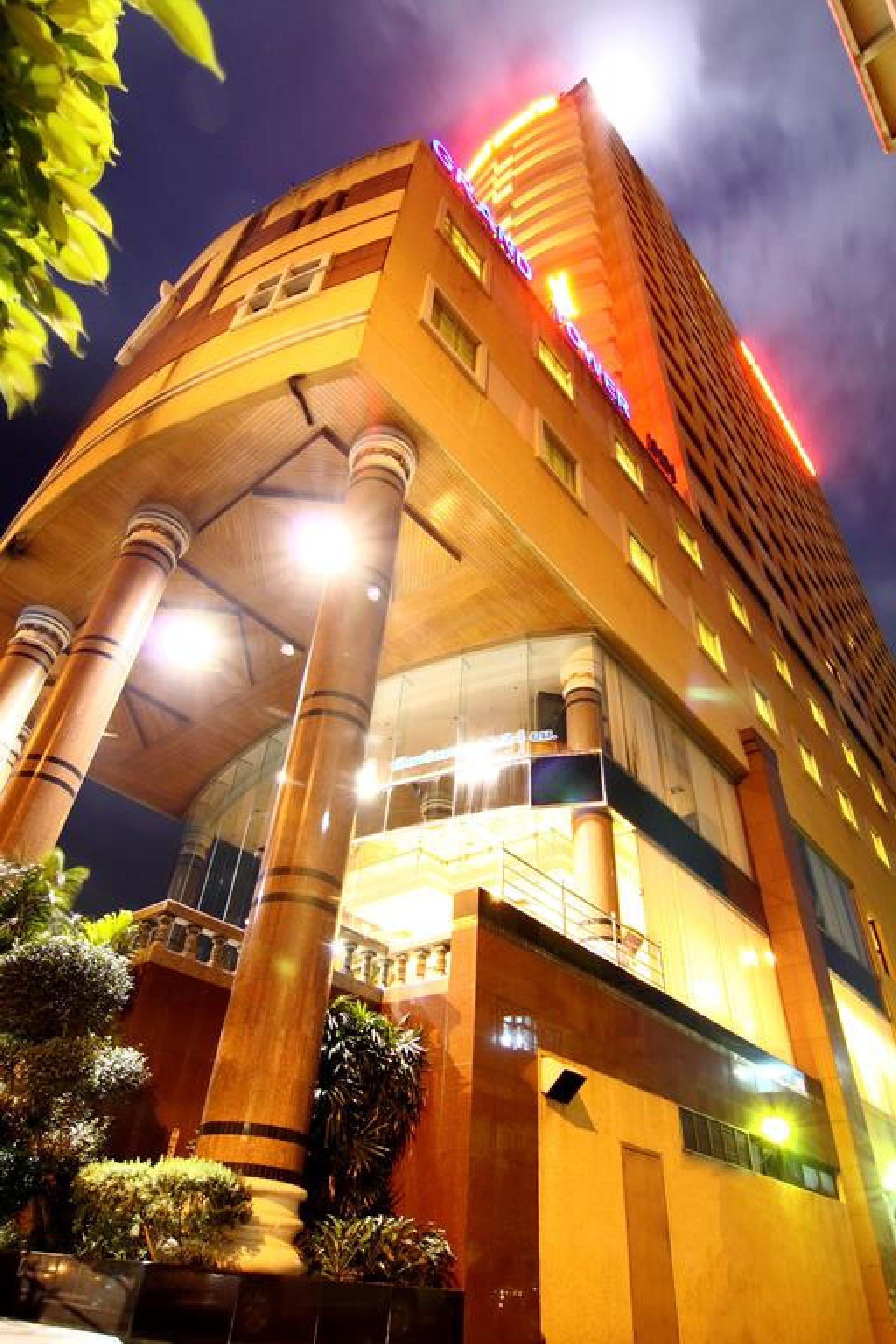 Grand Tower Inn Rama 6 Bangkok Buitenkant foto