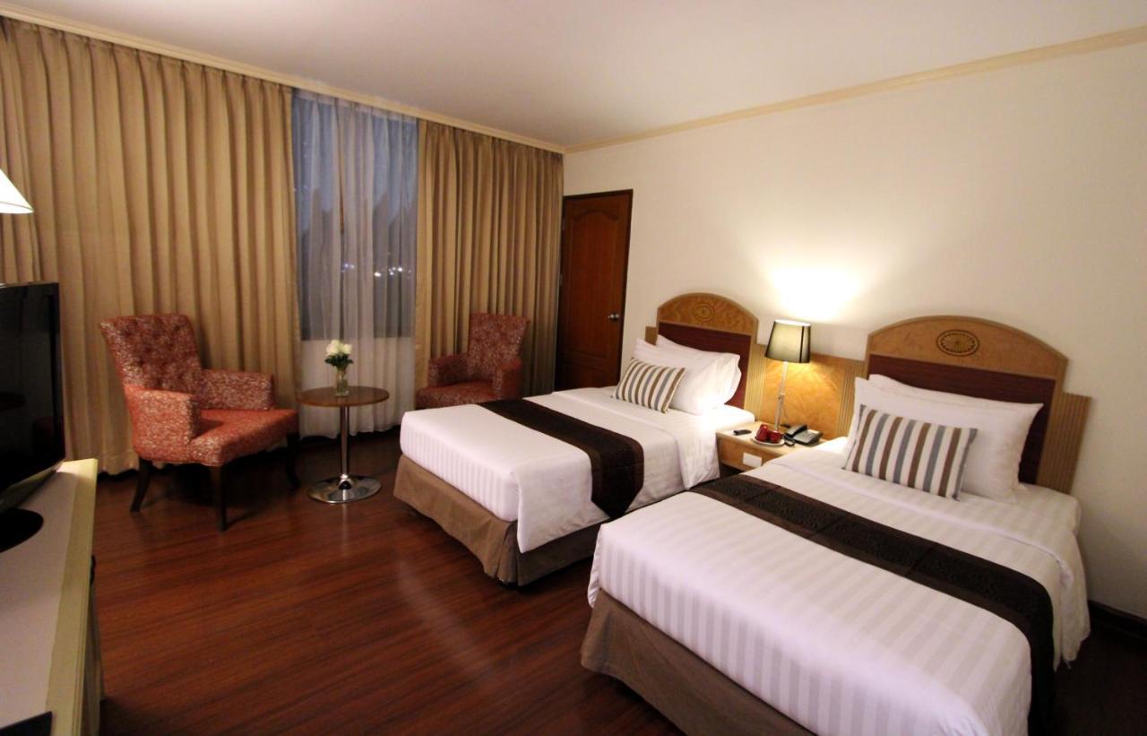 Grand Tower Inn Rama 6 Bangkok Buitenkant foto