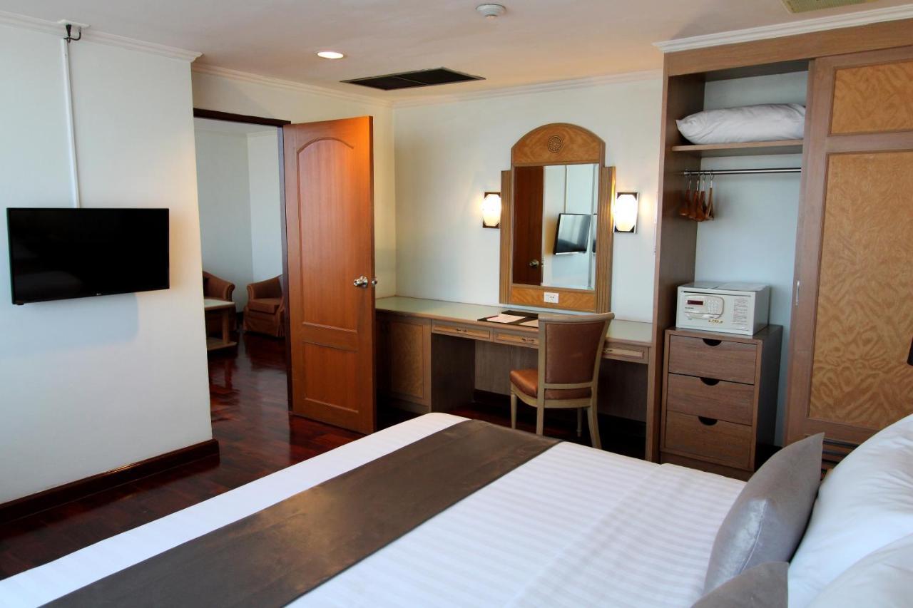 Grand Tower Inn Rama 6 Bangkok Buitenkant foto