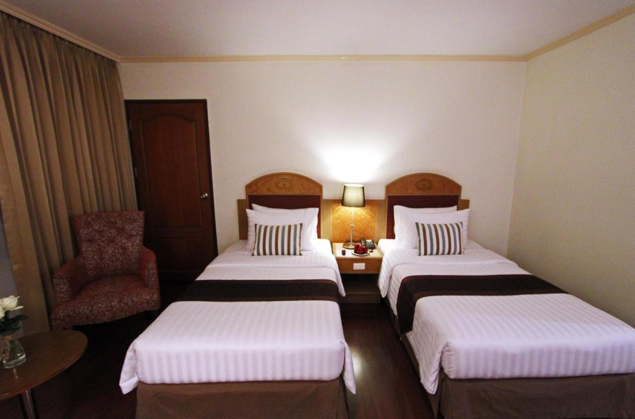 Grand Tower Inn Rama 6 Bangkok Buitenkant foto