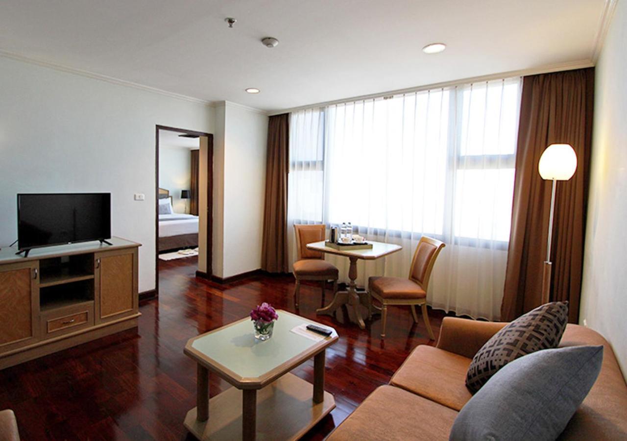 Grand Tower Inn Rama 6 Bangkok Buitenkant foto