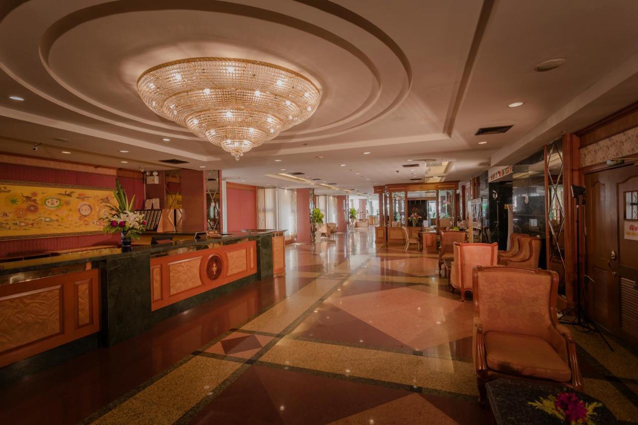 Grand Tower Inn Rama 6 Bangkok Buitenkant foto